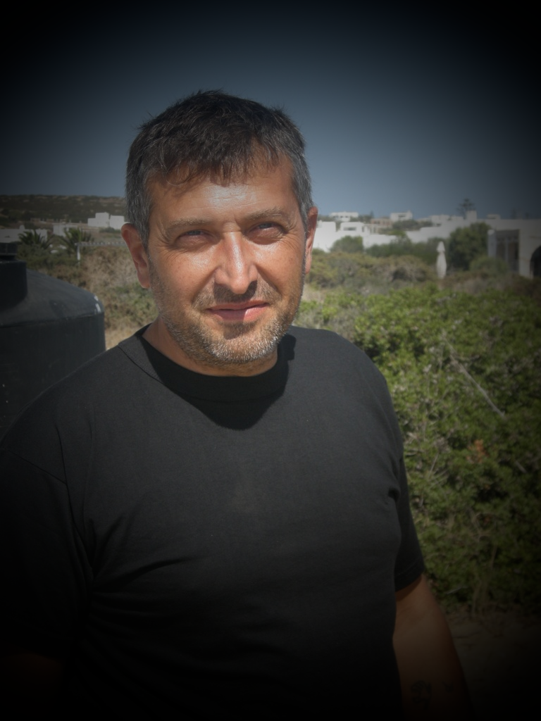 Manolis Bardanis, professional diver and maritime researcher in Naxos